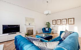 Heart Of Edinburgh City Centre 3 Bed Georgian Apt