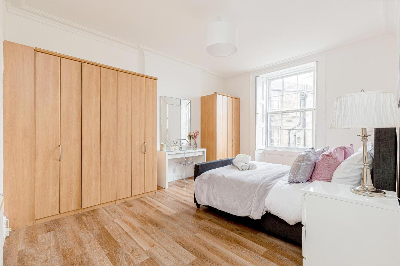 Heart Of Edinburgh City Centre 3 Bed Georgian Apt Exterior photo