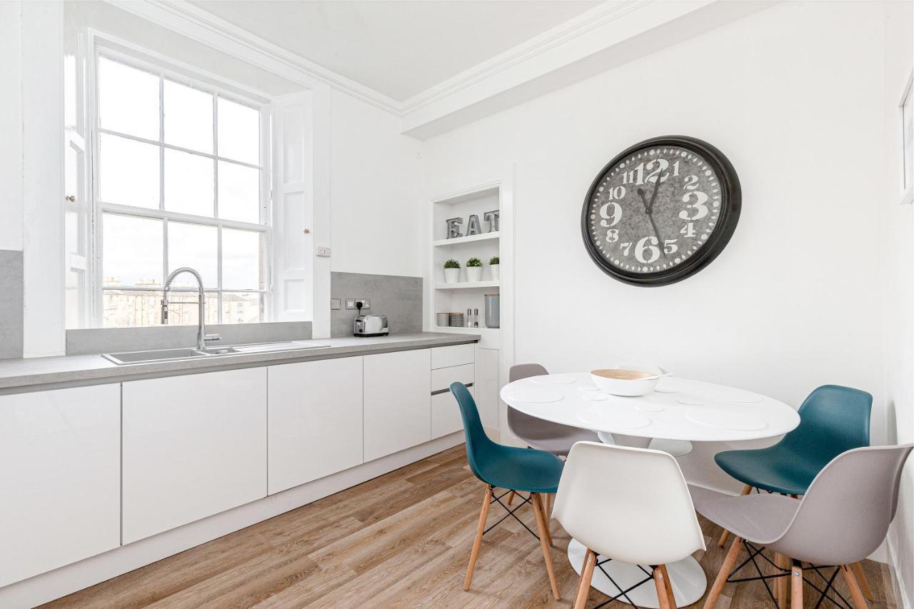 Heart Of Edinburgh City Centre 3 Bed Georgian Apt Exterior photo