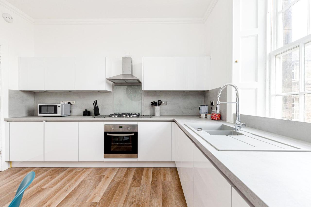 Heart Of Edinburgh City Centre 3 Bed Georgian Apt Exterior photo