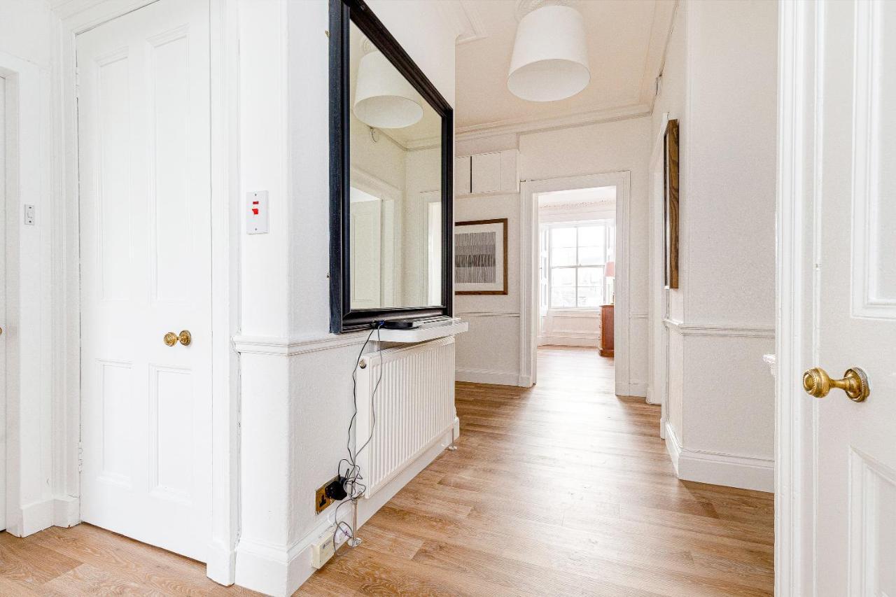 Heart Of Edinburgh City Centre 3 Bed Georgian Apt Exterior photo