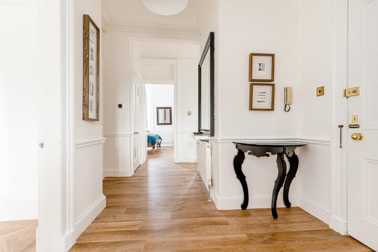 Heart Of Edinburgh City Centre 3 Bed Georgian Apt Exterior photo