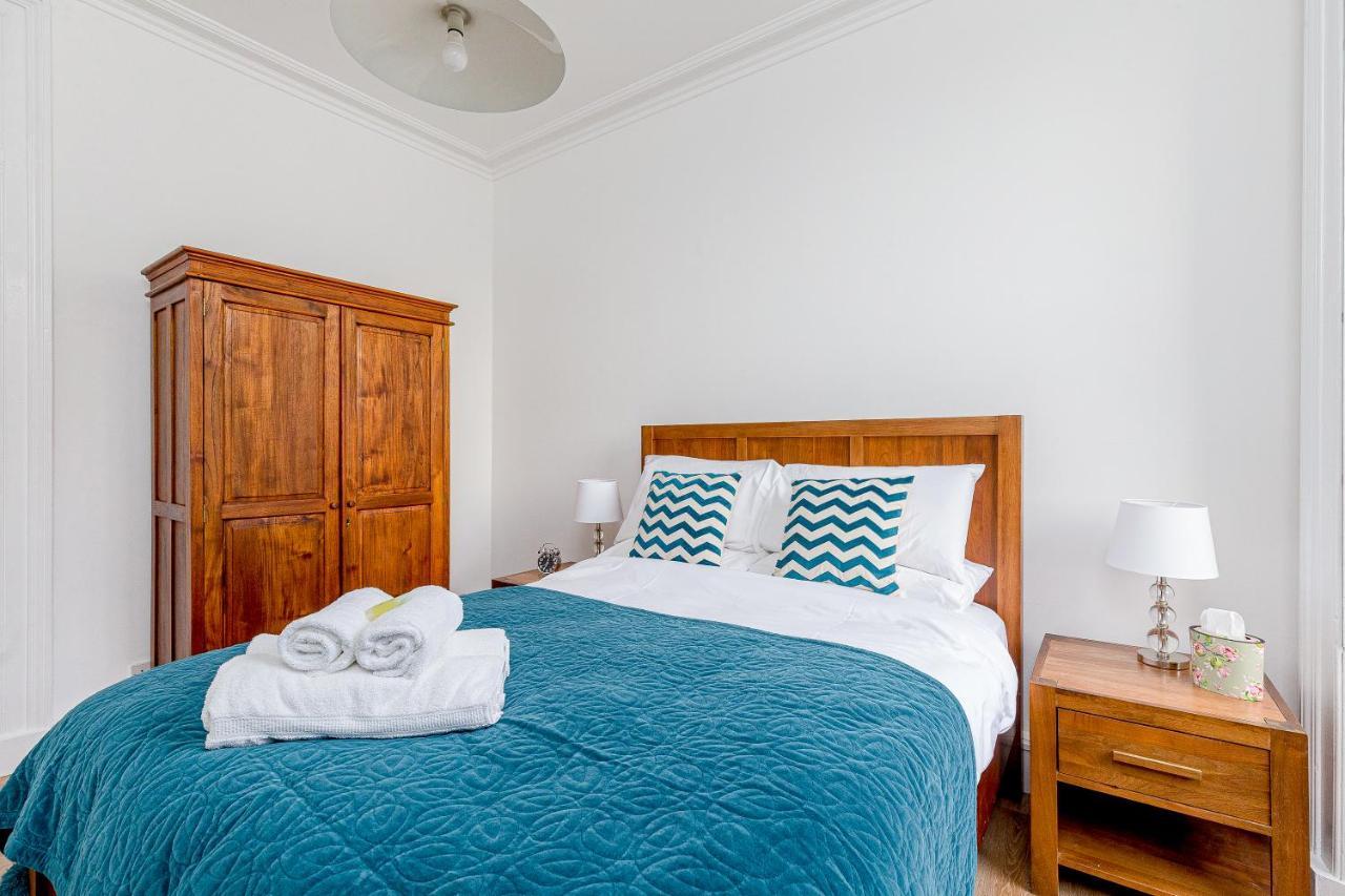 Heart Of Edinburgh City Centre 3 Bed Georgian Apt Exterior photo